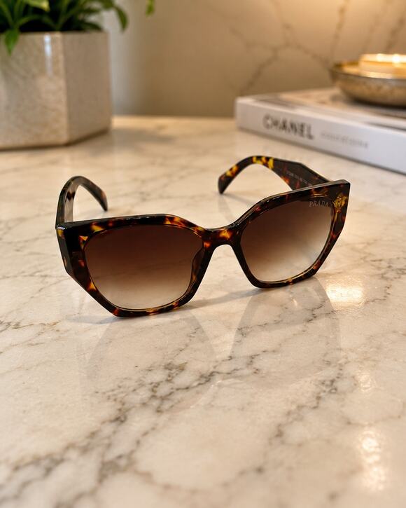 Prada Accessories - Prada Havana / Tortiseshell 52 16 142 Sunglasses - Like new